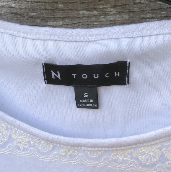 NWT N Touch Blouse lace Overlay White Pure Neck Round Short sleeves Size Small - Picture 2 of 10